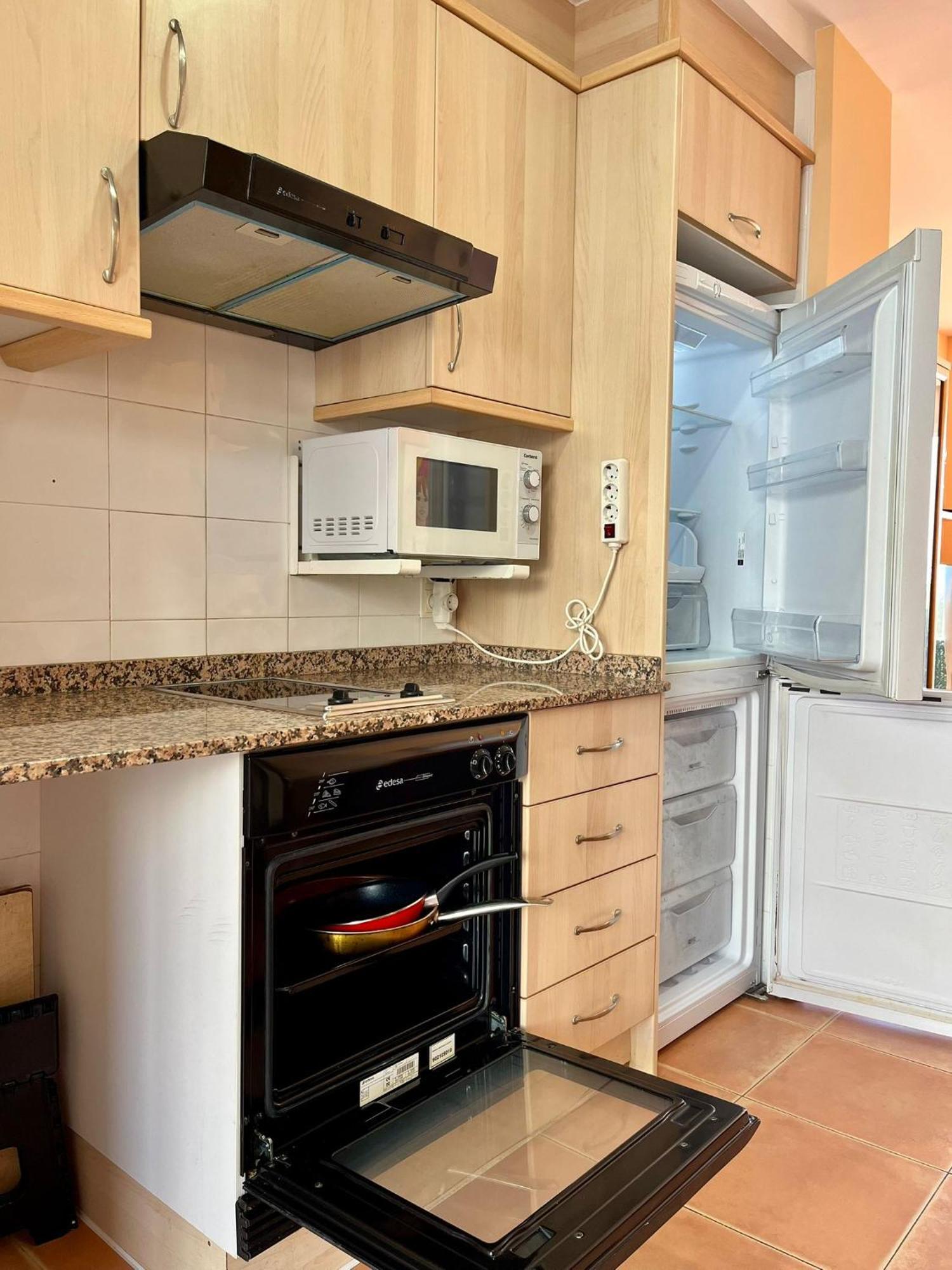 Adosado En Urbanizacion Encantadora Oropesa del Mar Exterior foto